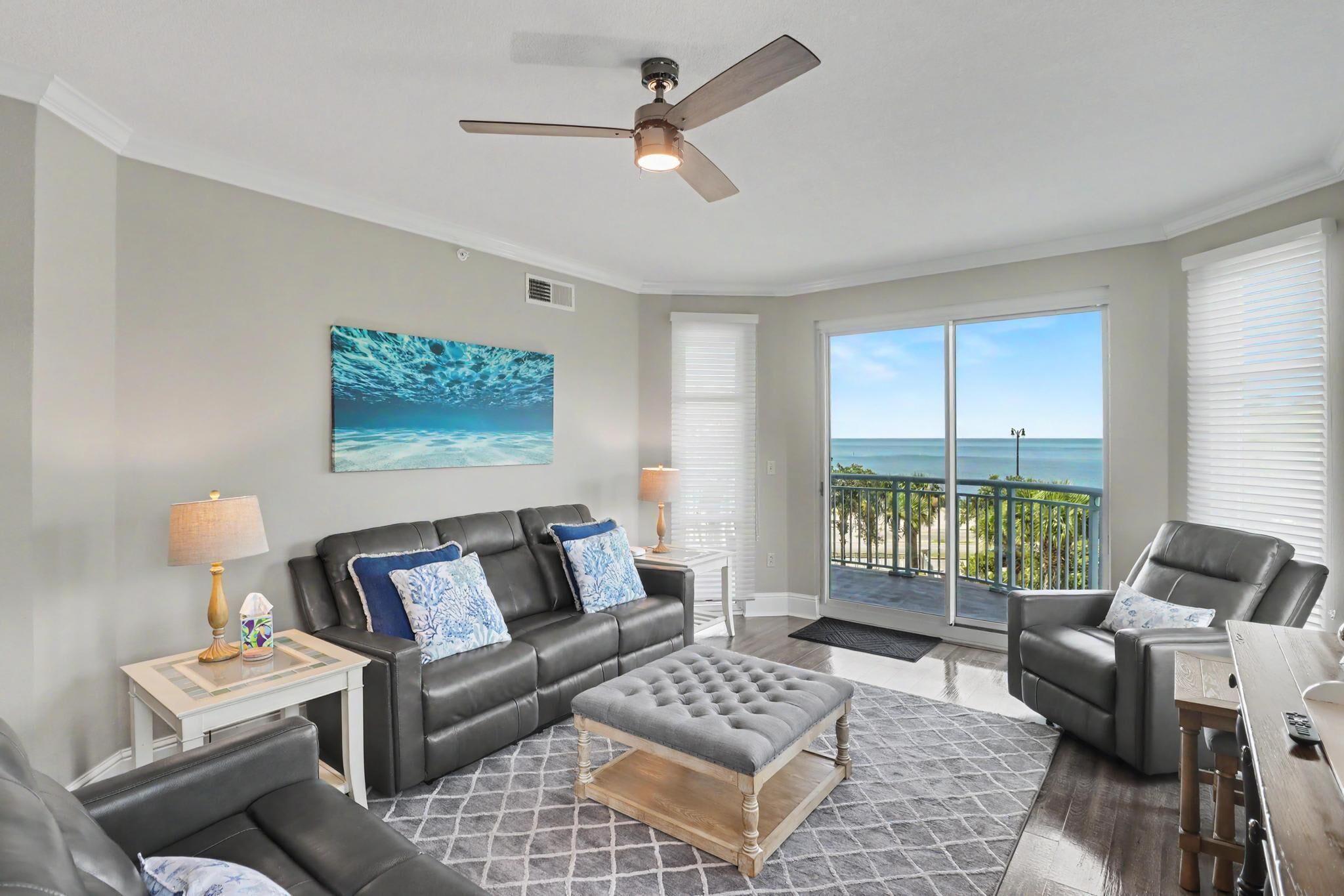 Condo, Multiple Beds, Beach View (Legacy Tower II 0309) | Living area