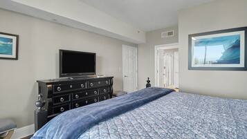Condo, Multiple Beds, Beach View (Legacy Tower II 0309) | 3 bedrooms, individually decorated, individually furnished, bed sheets