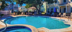 Pool - Legacy Villa 602 - 3 Bedroom 2 Bath Condo - Quiet Beachside Neighborhood (Gulfport)