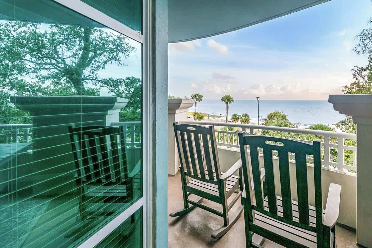 Condo, Multiple Beds, Pool Access, Ocean View (Legacy Tower I 0303) | Property grounds