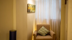 Living area - 5 Minutos Da Praia Do Leblon | Ap204 (Rio de Janeiro)