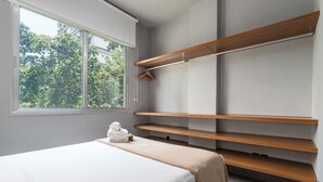 Room (AP302 (Zona1)) | Free WiFi - 5 Minutos Da Praia Do Leblon | Ap302 (Rio de Janeiro)