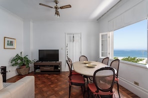 Living room - Vista Para O Mar 50 Metros Da Praia | Bi701 (Rio de Janeiro)
