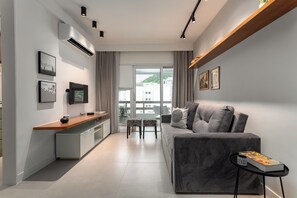 Living area - Conforto Em Copacabana | 100M Da Praia | Br1307 (Rio de Janeiro)