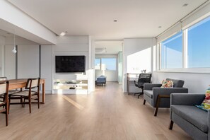 Living area - Belo No Leblon |Vista P/ Morro 2 Irmãos| Guc6 Zn1 (Rio de Janeiro)