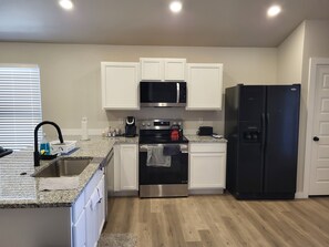 Microwave, oven, stovetop, dishwasher