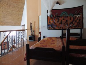 3 chambres, fer et planche à repasser, Wi-Fi, literie fournie