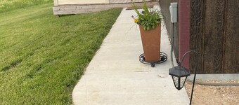 Brilliant cabin with AC near Huron, we call this Minny, its a mini Manson.