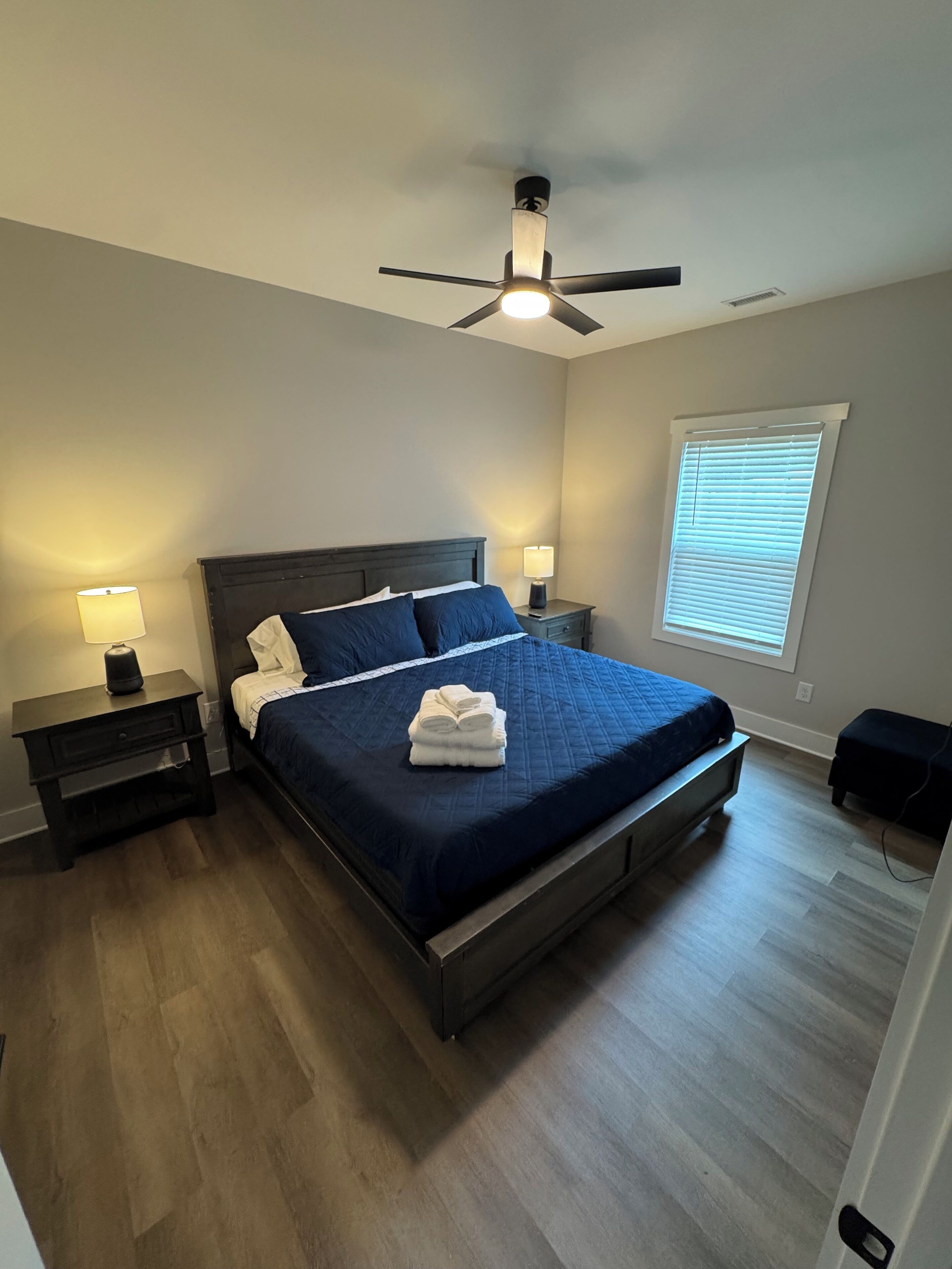 2 habitaciones, wifi gratis y ropa de cama 