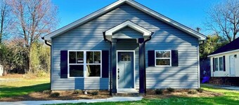 Brand-New Modern Lowell Lodge w/ Firepit & Fenced Yard