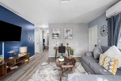 Mountain View 4B/2B Home