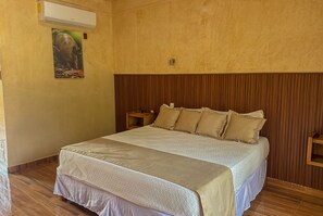 Standard Double or Twin Room, Balcony, Garden View | Down comforters, blackout drapes, iron/ironing board, free WiFi - Hotel El Paraíso Calakmul (Calakmul)