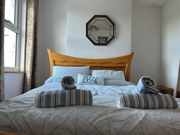 2 bedrooms, free WiFi, bed sheets