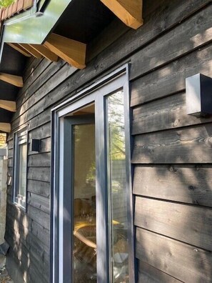 تفاصيل الفندق من الخارج