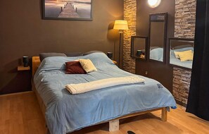 3 bedrooms, free WiFi - Amazing home in Krasica with WiFi (Krasica)