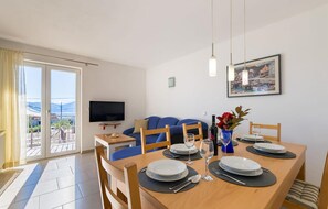 Dining - Awesome apartment in Krk with private swimming pool, can be inside or outside (Krk)