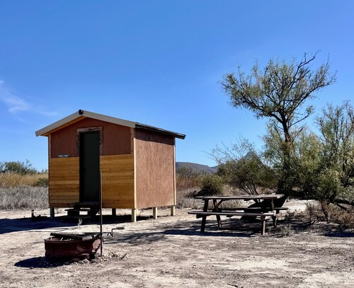 New Build 4 person Bunkhouse 5 acres 
Prickly Pear Cabin near Big Bend NP & SP