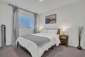 4 habitaciones, tabla de planchar con plancha y wifi gratis 
