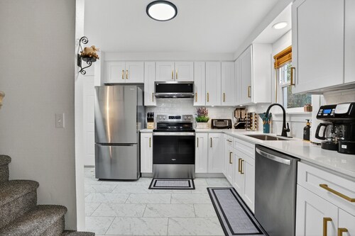 The Cozy Corner Cottage