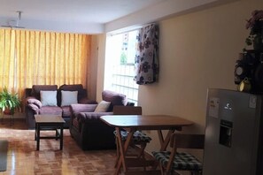Dining - Cozy mini-apartment (Cusco)