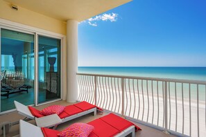 Property grounds - Sea Star Penthouse—Luxury Beachfront Escape w/ Private Elevator, Gulf Views & Designer Touches (Indian Shores)
