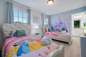 5 Schlafzimmer, Bügeleisen/Bügelbrett, Reisekinderbett, kostenloses WLAN