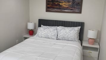 2 quartos, ferros/tábuas de passar roupa, Wi-Fi, roupa de cama