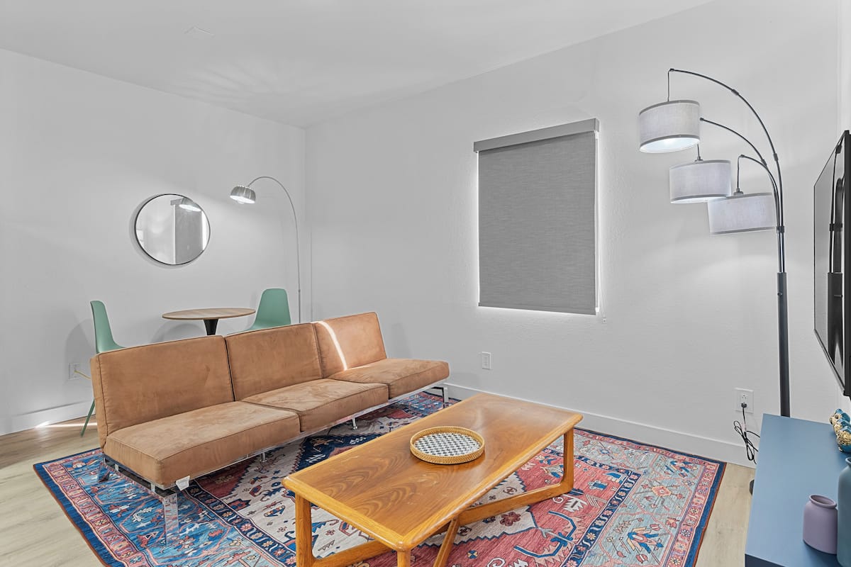 Apartment | Living area | 40-inch Smart TV with digital channels