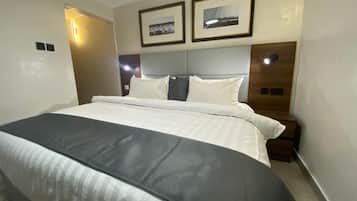 Habitación superior | Escritorio, espacio para trabajar con laptop y wifi gratis