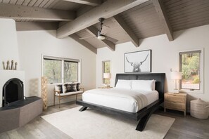 3 habitaciones, tabla de planchar con plancha, cuna de viaje y wifi