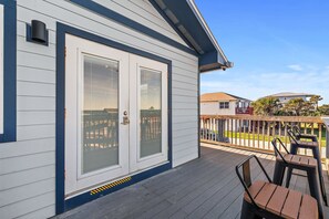 Terrace/patio - Oceanfront 2-Bedroom Condo | Pet Friendly | Deck & Views | Near Beach (Flagler Beach)