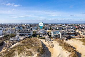 Exterior - Shore Beats Work: Oceanfront Views, Pool, Hot Tub, Sauna, Discounted Golf Rates (Nags Head)