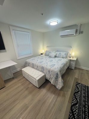 1 bedroom, iron/ironing board, internet, bed sheets