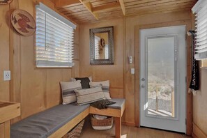 Interior - 1BR Sleep 3 PALO DURO CANYON Cabin Firepit Pet OK (Canyon)