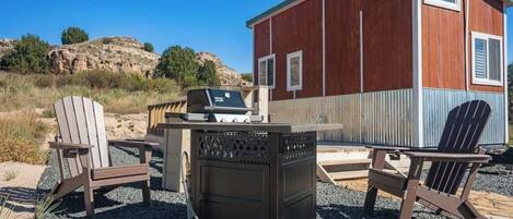 تناول الطعام بالخارج