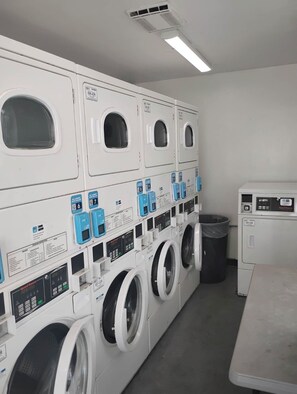 Interior - Marvel House by Starr Estates (Kissimmee)