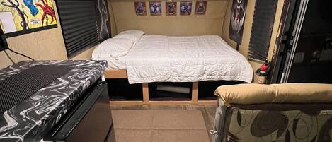 2 dormitorios, tabla de planchar con plancha, wifi y ropa de cama