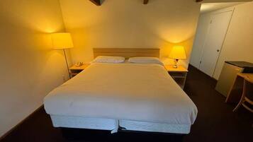 Rom, ikke-røyk, balkong | Wi-fi (inkludert)