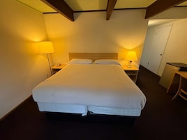 Quarto, para não fumantes, sacada | Wi-Fi de cortesia
