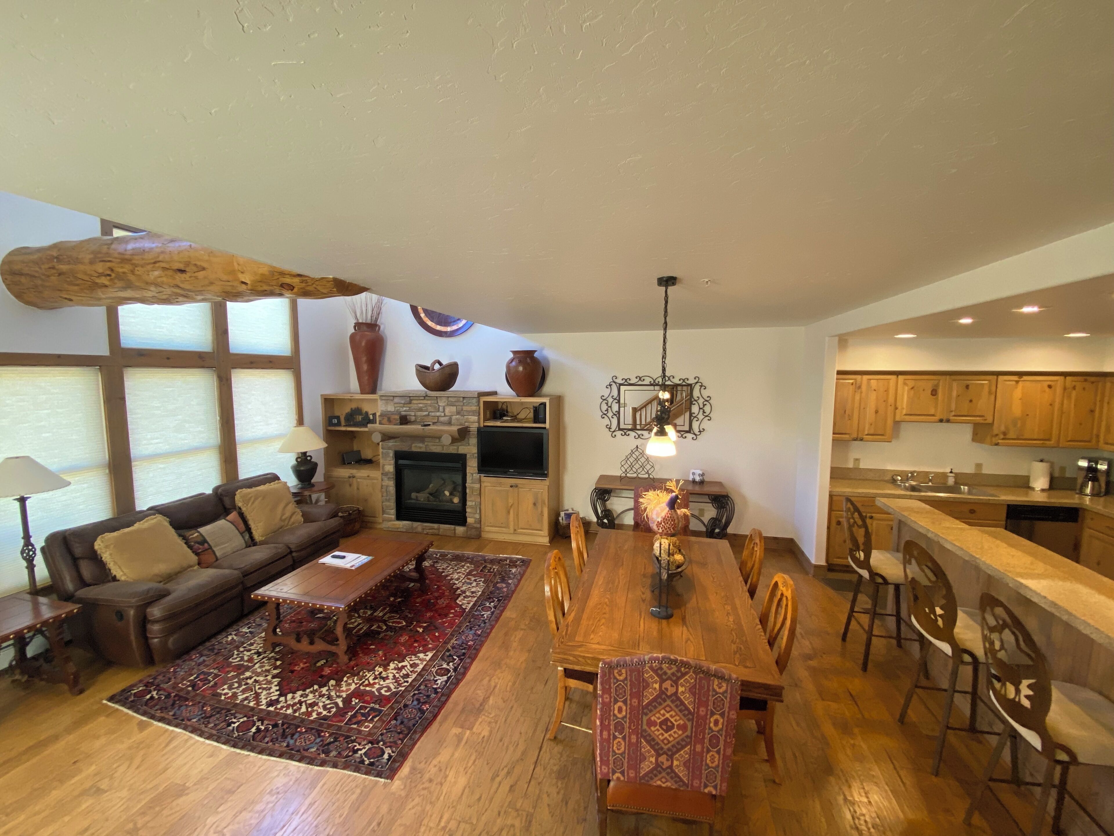 Smart TV, fireplace, books