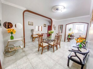 Interior - Furnished 4-Bedroom Apartment | Sleeps 7 - Casablanca Building - Nazaré (Belém)