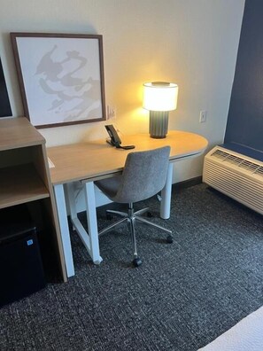 Interior - Spark by Hilton Bettendorf (Bettendorf)