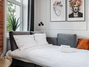 مكواة/لوح كي وواي فاي وملاءات أسرّة