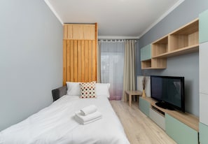 Bügeleisen/Bügelbrett, WLAN, Bettwäsche