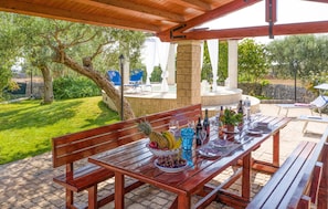 Outdoor dining - Lovely home in Modica (Modica)