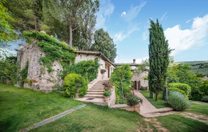 Exterior - Lovely home in Foligno with sauna (Foligno)