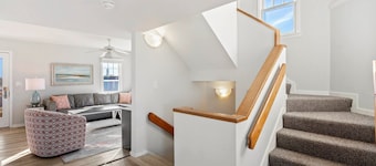 Snapper – Dog-Friendly OBX Stay w/ Views