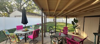 Delightful 3-bedroom Retro Revival House in Rapid City