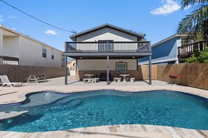 Pool - 205 Spacious 5BR Seascape Villa on Padre, perfect for family getaways in South Padre Island. (South Padre Island)