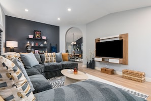 Fireplace - Reno Haven - Renovated • Pet-Friendly • Convention (Reno)